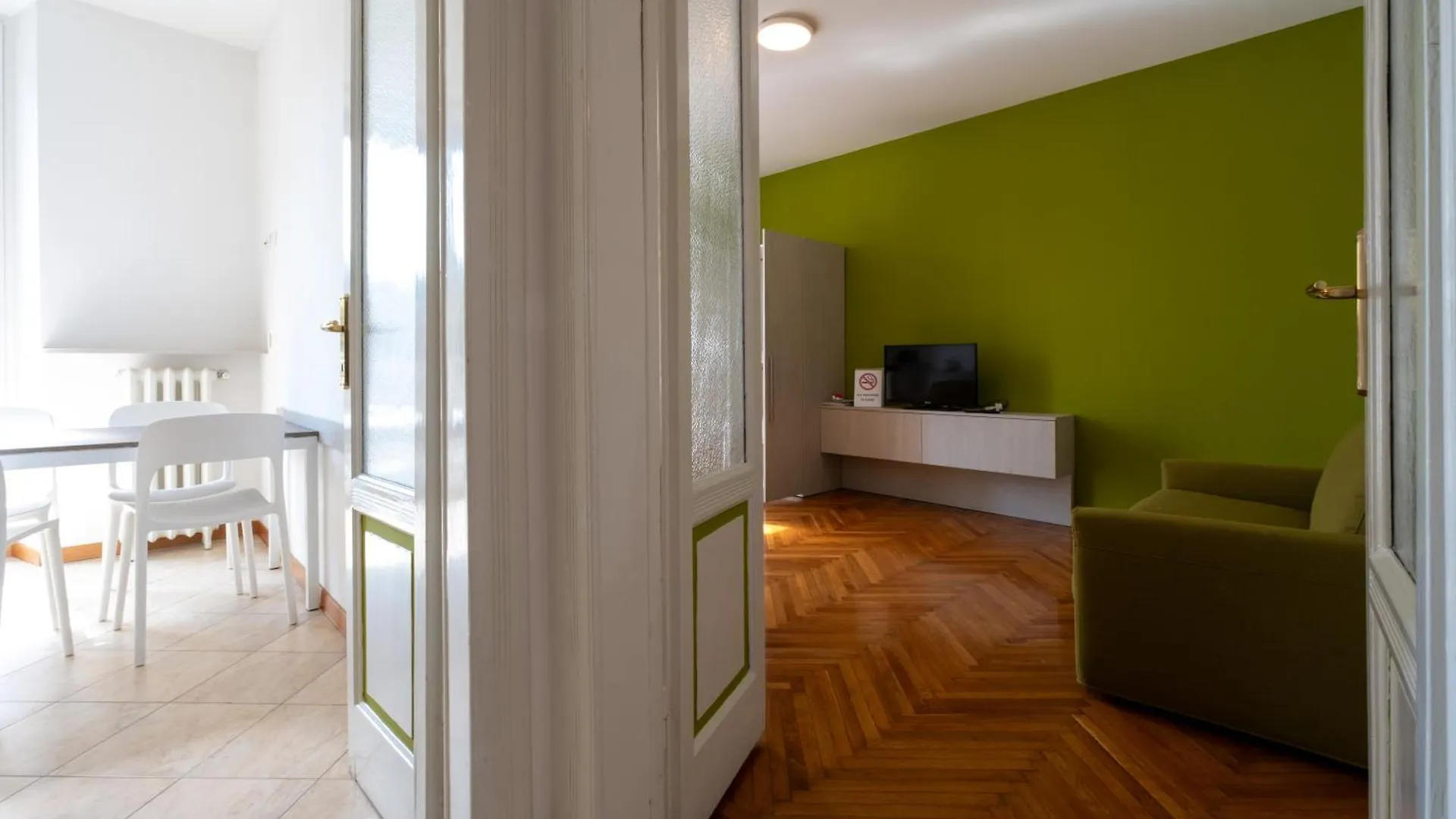 Apartment Ferienwohnung Residenza Cece' Lecco Italien